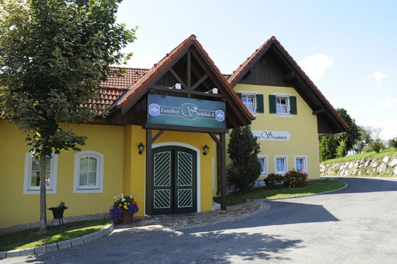Landhof Steinbaeck Hotel Sankt Stefan ob Stainz Exterior photo